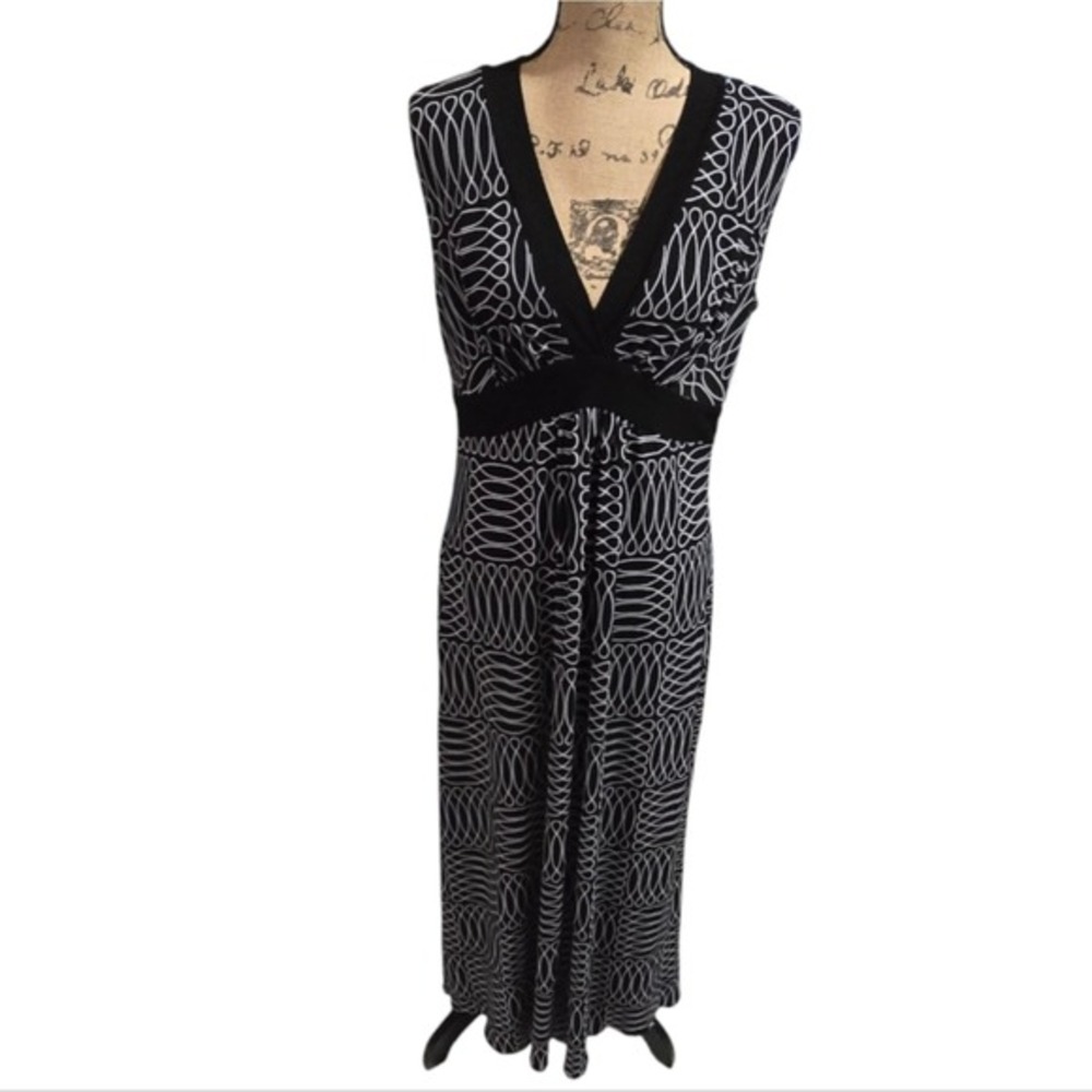 EnFocus Women Black White Geometric Scroll Maxi Dress V-Neck‎ Empire Waist 14W